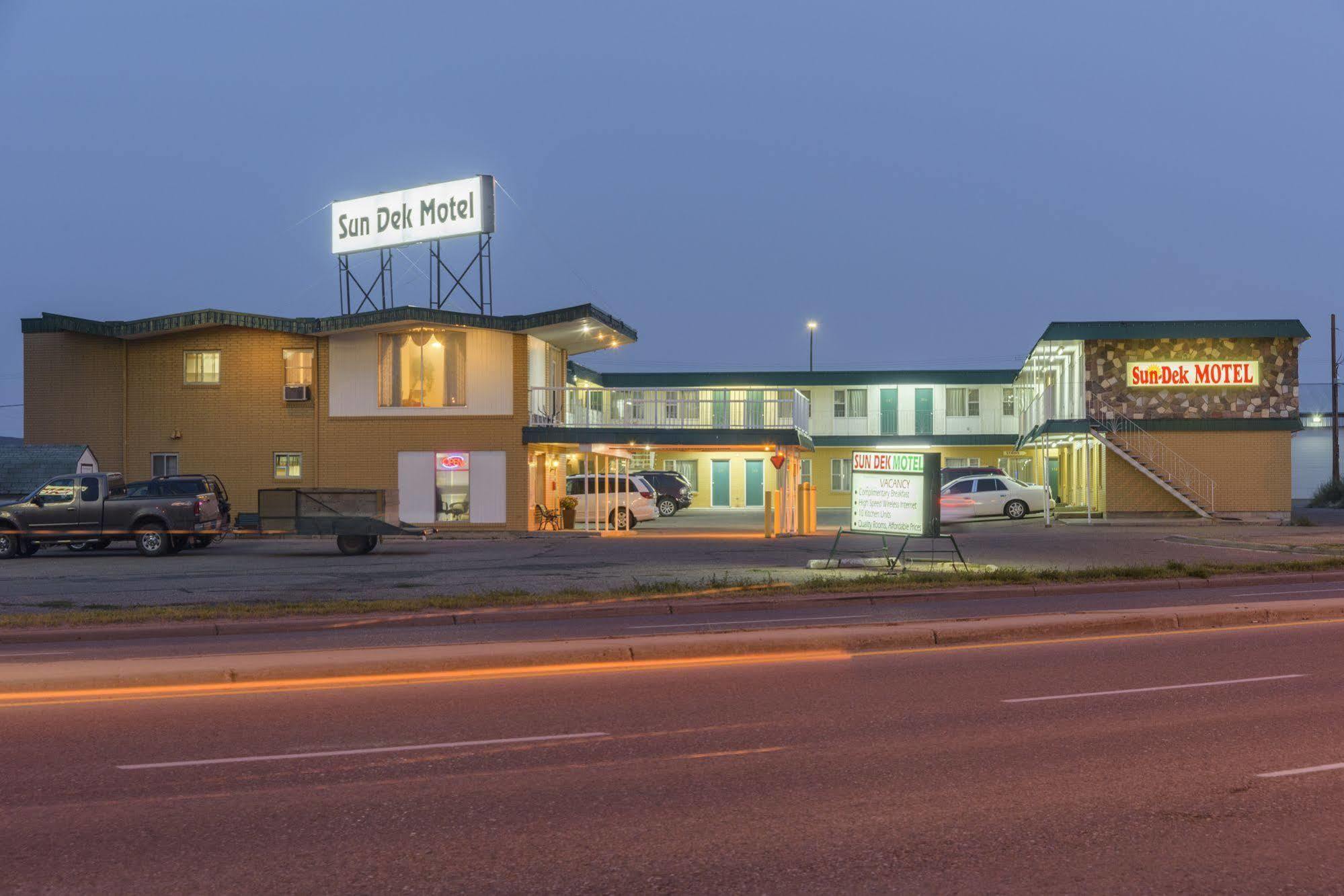 Sun-Dek Motel Medicine Hat Dış mekan fotoğraf