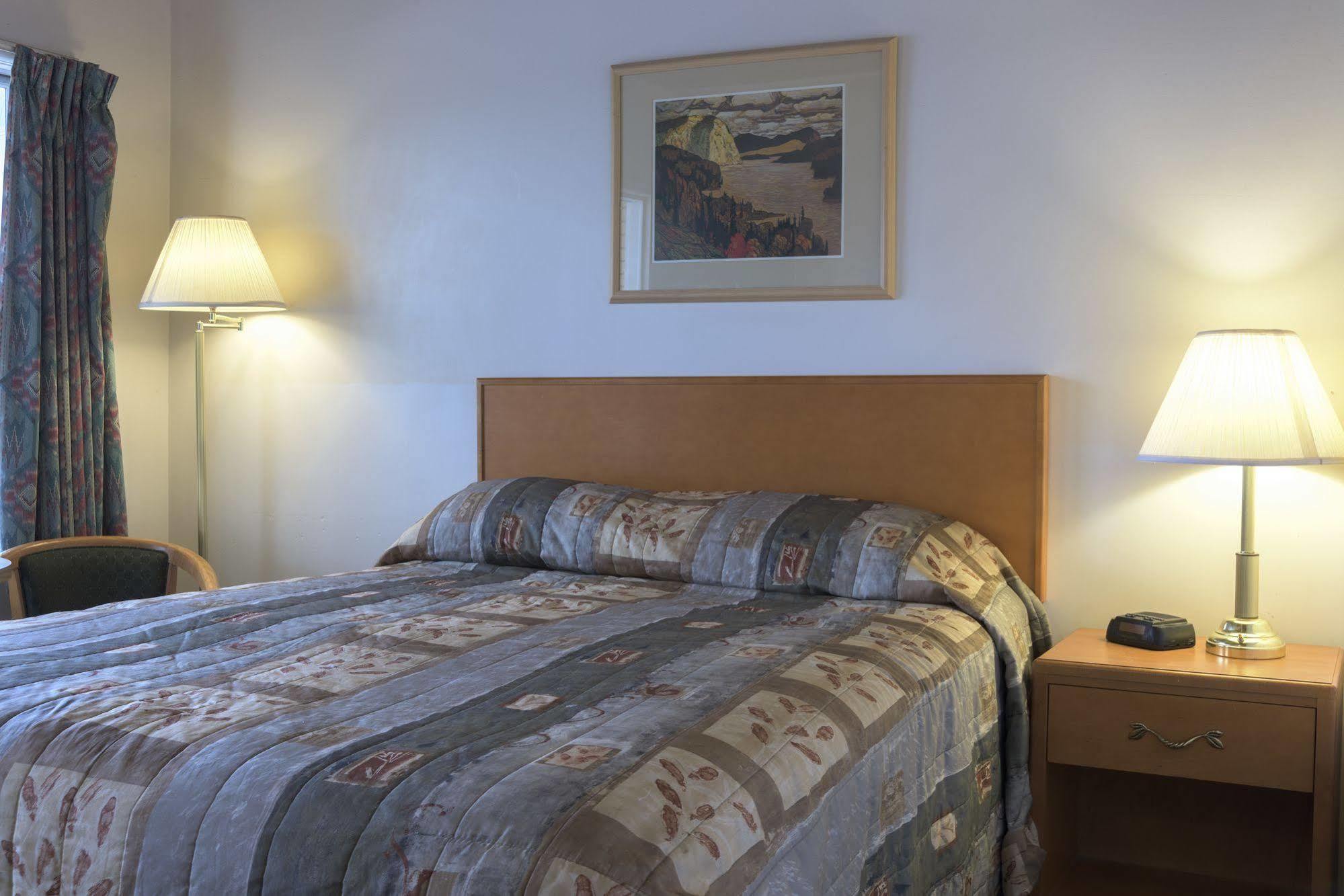 Sun-Dek Motel Medicine Hat Dış mekan fotoğraf